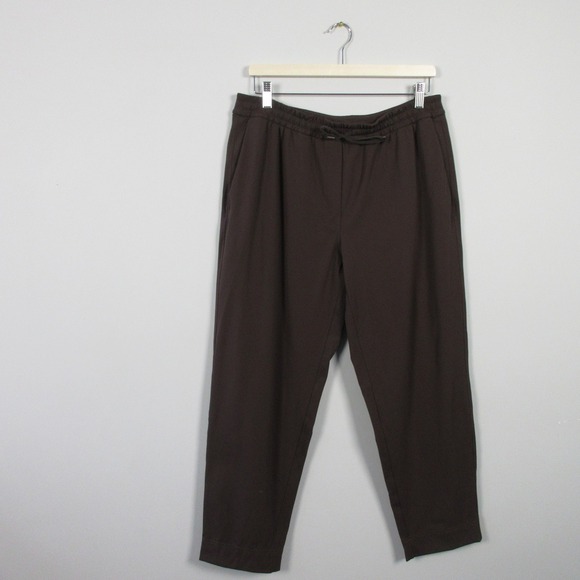 Lululemon Tapered Leg Mid-Rise Pants Women L Brown 7/8 Length Crop Espresso 356 - Picture 1 of 13